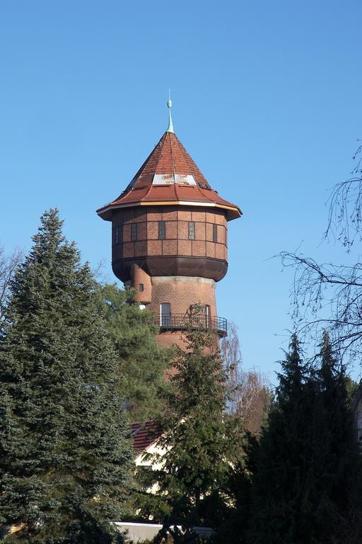 Port Inn Hotel Eichwalde Buitenkant foto
